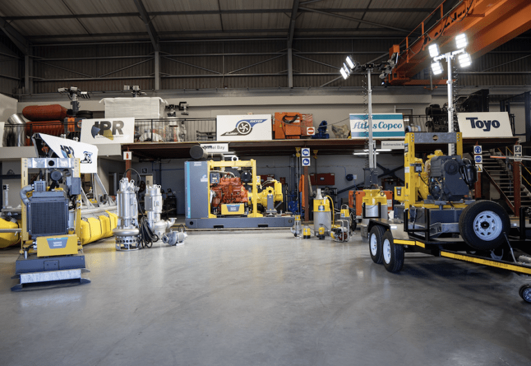 Pump and dredging