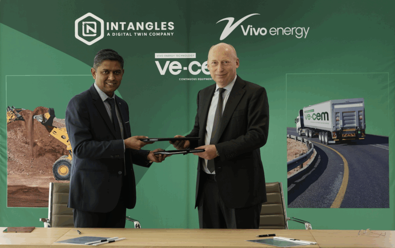 Signing ceremony between Vivo Energy